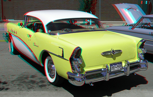 yellow%20classic%20car%203d%20anaglyph.jpg
